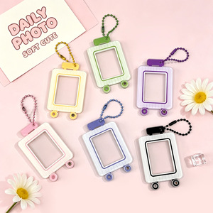 Wholesale <b>Plastic</b> One Inch Lightweight Cartoon Photo Frame Keychain Mini Card Frame Pendant <b>Storage</b> Keychain - Product Image 1