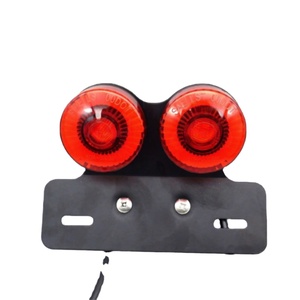 ที่ยึดป้ายทะเบียน YHMOTO พร้อมขายึดไฟท้ายสำหรับรถจักรยานยนต์ สกู๊ตเตอร์ และจักรยานไฟฟ้าแบบสากล - Product Image 1