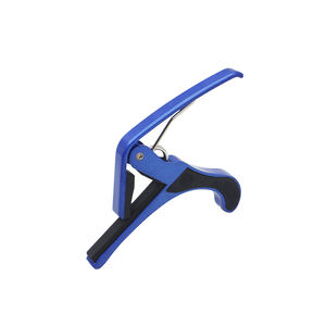 ¡Venta al por mayor! <span class=keywords><strong>Balada</strong></span> de metal de aleación IRIN, clip de llave de cambio rápido, accesorios de disparo clásicos acústicos, cejilla de guitarra grande - Product Image 6