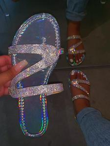 Zapatillas de verano con diamantes de imitación para mujer, chanclas informales, sandalias deslizantes de playa ostentosas con cristales y diamantes - Product Image 3