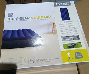 <span class=keywords><strong>Intex</strong></span> 64757 Classique Airbed <span class=keywords><strong>Gonflable</strong></span> <span class=keywords><strong>Double</strong></span> Camping <span class=keywords><strong>Matelas</strong></span> avec Repose-Oreiller Mode Pompe à Pied Étanche À L'humidité À L'extérieur Prix De Gros - Product Image 6