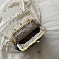 Sac de soirée rétro en dentelle brodée florale, mini pochette bandoulière pour mariages, dîners et rendez-vous