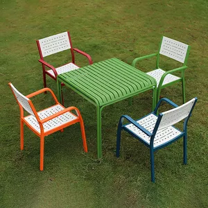 CHOUVANT 고품질 쌓을수 있는 안락 의자 식사 테라스 테이블과 의자 세트 금속 알루미늄에 있는 옥외 정원 의자