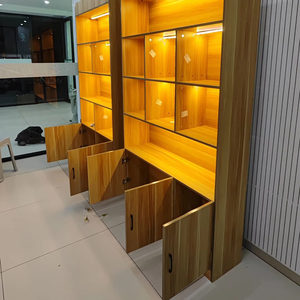 <span class=keywords><strong>Vitrine</strong></span> de Salon de Beauté Moderne avec Écran <span class=keywords><strong>LED</strong></span>, <span class=keywords><strong>Vitrine</strong></span> en <span class=keywords><strong>Verre</strong></span> Personnalisée pour la Vente au Détail avec Rangement - Product Image 3