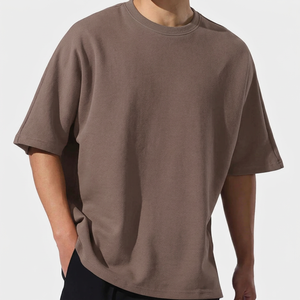 เสื้อยืดโอเวอร์ไซส์ผู้ชาย พรีเมียม ผ้าคอตตอนหนานุ่ม ทรงหลวม คอกลม แขนสั้น สไตล์ลำลอง สตรีทแวร์ แฟชั่น นุ่มสบาย ระบายอากาศได้ดี - Product Image 1