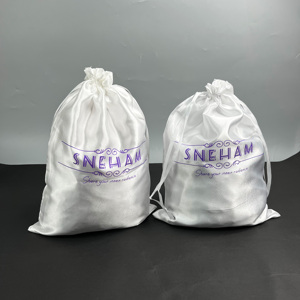 ถุงผ้าซาตินสีดำเนื้อนุ่มพิเศษ พร้อมเชือกผูก ปรับแต่งโลโก้พิมพ์ได้ สำหรับบรรจุภัณฑ์ชุดชั้นใน วิกผม ต่อผม ของขวัญสุดหรู ถุงผ้าไหมกันฝุ่น - Product Image 3