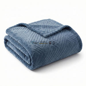 Manta de terciopelo Shu cálida para invierno, con jacquard 3D en relieve, cubrecama térmico de felpa para suministros de hostelería, compra al por mayor - Product Image 1