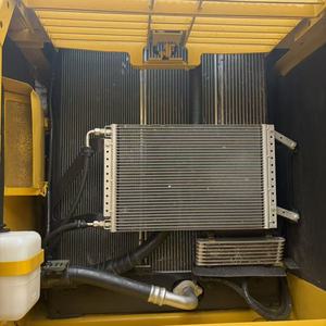 Excavadora KOMATSU PC200, Equipo de Construcción de Uso Pesado - Product Image 3
