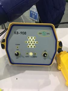 Système de nivellement laser agricole haute précision direct usine, moteur laser 650 nm, nivellement automatique 5 axes, portée d'émission 400 m - Product Image 6