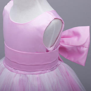 Nuevos Productos en el Mercado Chino: Vestido de Novia con Lazo de Encaje Floral, Bonito y Sencillo - Product Image 3