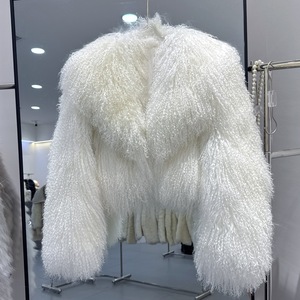 Áo khoác lông cừu Mông Cổ thật dày dặn, xù xì, kiểu dáng ngắn, cổ lông lớn, kèm túi xách, dành cho nữ, mùa đông. - Product Image 4