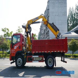 Matériel de construction 1 tonnes 2 tonnes grue à bois <span class=keywords><strong>mobile</strong></span> de camion flèche d'articulation 4*2 grue à bois montée par camion avec pince - Product Image 5