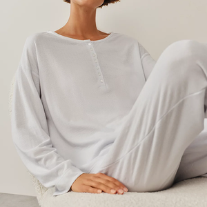 Ensemble de pyjama pour femmes à manches longues et col rond Gris clair Tricot doux Vêtement de <span class=keywords><strong>nuit</strong></span> confortable pour dormir toute <span class=keywords><strong>la</strong></span> <span class=keywords><strong>nuit</strong></span> Porté toute l'année - Product Image 4