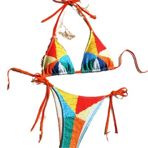 Nuevo bikini de tela con burbujas de estilo europeo y americano, sexy, con tiras múltiples, de color sólido, traje de baño de dos piezas para la playa. - Product Image 5