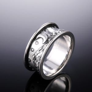 Anello Vintage con Cielo Stellato e Montagna, Design Paesaggistico Creativo, Regolabile, Unisex - Product Image 4