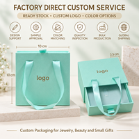 En stock, boîte cadeau de 10 cm x 3,5 cm x 10 cm avec poignée en ruban et logo personnalisé pour bijoux, bagues, boucles d'oreilles et colliers