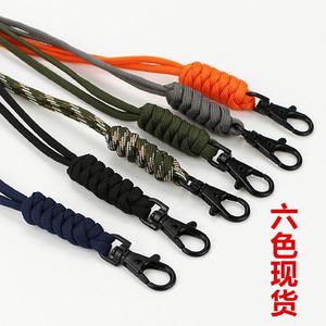 Cordón para Teléfono Tejido a Mano con Hebilla Metálica, Disponible en Seis Colores: Negro, Azul Rey, Naranja, Verde Militar, Gris Floral - Product Image 1