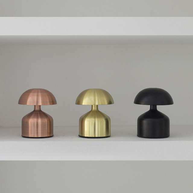 New Design Gold Color Touch Dimming Charge Hotel Decoration Beside Table Night Light LED Mushroom Table Lamps