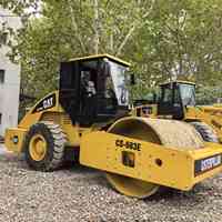 Compacteur à tambour unique Caterpillar CS-683E, 18,8 tonnes, 129 kW, tambour de 2,13 m, modèle 2022, force de compression de 166 kN pour routes