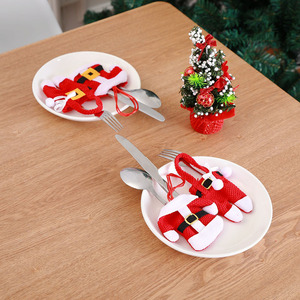 Adornos Navideños de Tela con Forma de Papá Noel para Colgar en el Árbol de Navidad, Porta Cubiertos, Juego de Cuchillos y Tenedores para Navidad - Product Image 4