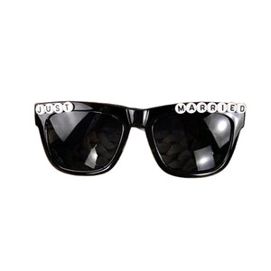 <span class=keywords><strong>Occhiali</strong></span> da Sole Punk con Montatura a <span class=keywords><strong>Cuore</strong></span> in Materiale PC, Certificati CE, Accessorio Essenziale per Creare Foto Memorabili di Coppia al Matrimonio - Product Image 5