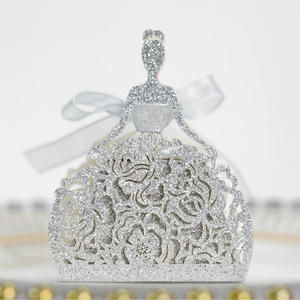 Boîtes à dragées vintage en dentelle découpées au laser, boîtes à bonbons en papier ajouré avec ruban pour la fête prénuptiale et les fournitures de décoration de fête de fiançailles - Product Image 4