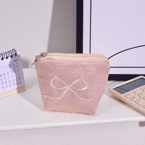 Pochette de rangement personnalisée <span class=keywords><strong>en</strong></span> tissu de soie avec motif petit nœud, pour maquillage, écouteurs, clés, cartes, portefeuille, porte-monnaie, avec logo brodé, pour usage quotidien - Product Image 6