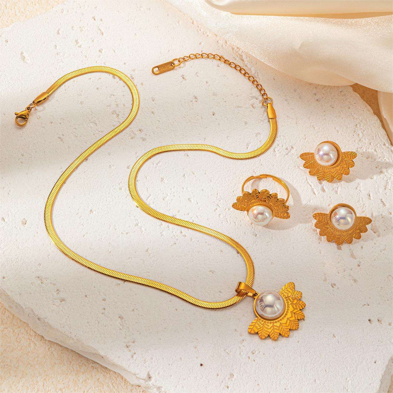 ดอกไม้กึ่งวงกลมชุดมุกใหญ่