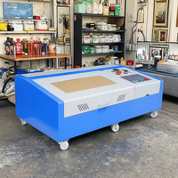 Machine de gravure laser CO2 3020 largement utilisée par l'usine Vevor en Chine, machine de fabrication de tampons laser 50W 40W, machine de découpe laser