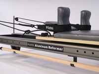 Máquina de Pilates de Aleación de Aluminio con Riel Completo, Precio de Fábrica, para Yoga, Pilates, Fisicoculturismo y Entrenamiento en Gimnasio