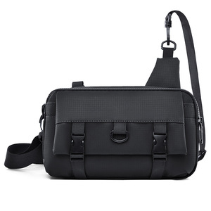 Sac messager imperméable en nylon pour homme, tendance, avec lettres décoratives, sac bandoulière sport extérieur pour homme, plusieurs poches - Grande Vente - Product Image 1