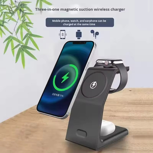 Adolph Chargeur sans fil 3-en-1 Type-C 15W QC3.0 Sortie d'alimentation rapide à aspiration magnétique pour téléphones portables et écouteurs Entrée 9V/2A - Product Image 4