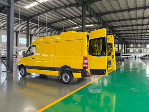 Xe tải chở xăng 5.9M | xe buýt nhẹ tiêu chuẩn Euro 4 để giao hàng hậu cần đô thị - Product Image 5