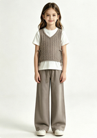 Ensemble 3 pièces en tricot personnalisé de haute qualité avec logo pour petites filles : T-shirt blanc + gilet + pantalon large à cordon élastique – Tenue quotidienne