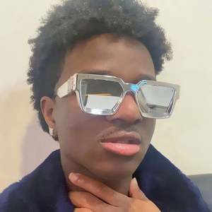 Gafas de Sol Cuadradas Extra Grandes con Marco Grande en Rosa y Amarillo, Diseño Moderno con Logotipo Personalizado 2021, Protección UV400 para Hombre - Product Image 2