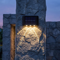 Lampe solaire de jardin extérieure à charge rapide, sans fil, à conversion photoélectrique élevée, avec faisceau haut et bas, compatible OEM/ODM
