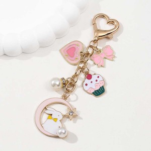 Llavero de Esmalte con Forma de Pastelito de Perla de Dibujos Animados, Lazo Rosa, Corazón, Conejito Encantador, Amuletos <span class=keywords><strong>para</strong></span> Mochila, Anillo <span class=keywords><strong>para</strong></span> Llaves <span class=keywords><strong>para</strong></span> Mujeres y Niñas, Regalo Hecho a Mano - Product Image 3