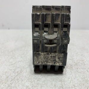 Nouveau disjoncteur PLC Q23030 30A 120/240V type quadri-polaire - Product Image 1