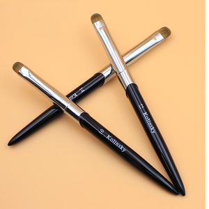 Pinceau à ongles pour le nettoyage des bords, logo personnalisé, professionnel, pour salon de manucure, nettoyage des pointes françaises, outil de peinture pour nail art - Product Image 1