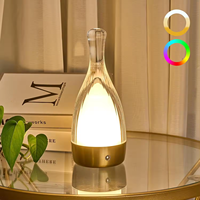 Lampes de chevet de table rechargeables RVB dorées modernes LED lampe de bureau sans fil pour le dîner de couple/table basse/restaurant/chambre à coucher