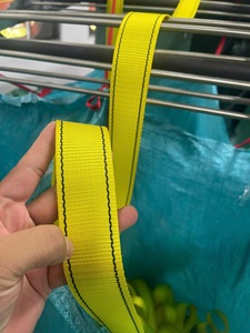 Sangle de fixation robuste SANBOO 42 mm jaune à deux rayures en polyester, capacité de charge 2T, pour le transport de marchandises - Product Image 3