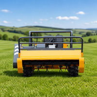 Tondeuse robot à chenilles télécommandée à essence avec chenilles en caoutchouc antidérapantes pour la coupe de l'herbe dans les vergers