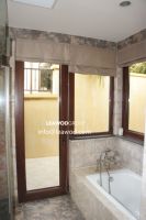 Puertas de Madera y Aluminio Personalizadas de Fabricante Directo con Diseño Arqueado y Opción de Apertura Abatible para Sala de Estar/Uso Exterior con Aislamiento Térmico