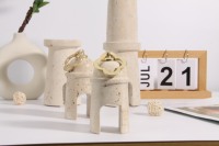 Bougie décorative en forme de phare en travertin et pot pour la décoration intérieure de Noël et les projets hôteliers