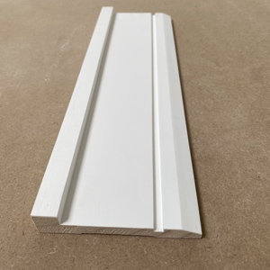 Plinthe moderne en bois de pin pour murs intérieurs, moulures décoratives pour sols de maison - Product Image 1