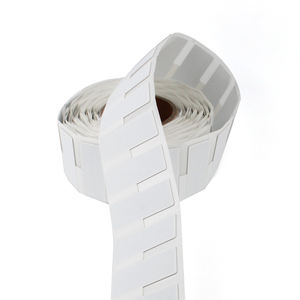 Etiqueta RFID Pasiva Anti-Metal, 860-960 MHz, Impermeable, Curva, para Gestión de Activos Metálicos - Product Image 1