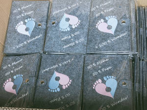 ปกสมุดบันทึกการตั้งครรภ์สีเทาอ่อนคุณภาพสูง  แบบเรียบ  สำหรับใส่บัตรประกันการตรวจครรภ์แบบอัลตราซาวด์ของออสเตรีย - Product Image 6