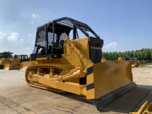 Nouveau bulldozer chinois de 160 CV, tracteur de 220 CV, type forestier, bulldozer sur chenilles avec treuil - Product Image 6