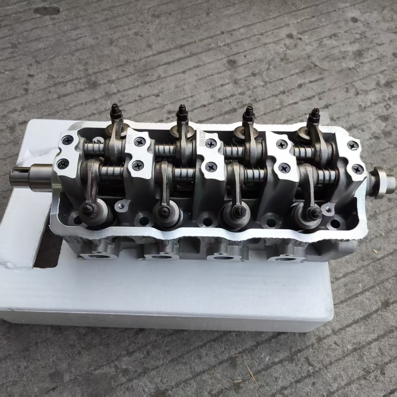 Gasoline 1.0L 1.1L 465QA Engine Complete Cylinder Head for Wuling Changan Dongfeng Chevrolet DFSK Changa Cylinder Head Auto Parts Image 5