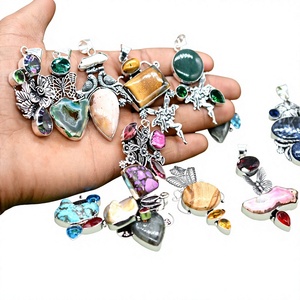 Collares con Colgantes de Piedras Preciosas Naturales Variadas, Chapados en Plata sobre Latón, con Cruz Cristiana, Hechos a Mano, Joyería de Moda para Mujer - Product Image 1